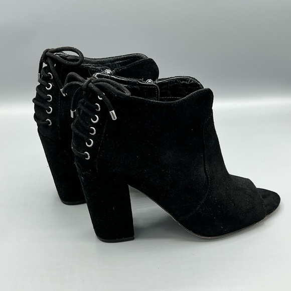 Jessica Simpson KORISSA
BLACK
SPLIT SUEDE
7.5M/37.5 - Picture 3 of 7